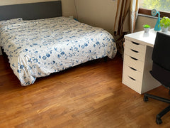 One large bedroom with double bed and a working space to rent in a house next to Linkebeek, Belgium One large bedroom in a house next to Brussels Private room in home vacation rental 694105788634550228
