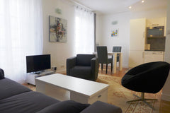 Located in one of the most upper class areas in Paris, the apartment is close to France Calm, lovely apt. sleeps upto 4 guests Entire rental unit vacation rental 19279032