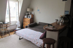 Beau petit studio très cosy - Vue sur la Tour Eiffel - Tout meublé - Confortable Paris, France Studio Passy Trocadéro Tour Eiffel Entire rental unit vacation rental 9969095