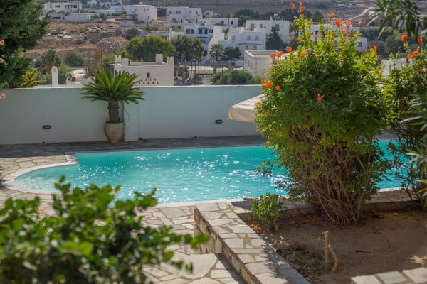 UNIQUE TRADITIONAL VILLA ONLY 2 MINUTES AWAY FROM THE COSMOPOLITAN CENTRE OF NAO Paros, Greece NAOUSA BREEZE VILLA Entire home vacation rental 37378128
