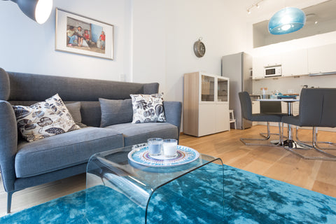 A stylish three room apartment with nearly 4m high ceilings, modern and exclusiv Vienna, Austria With TERRACE in TOP LOCATION Entire rental unit vacation rental 10795299