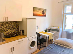 Newly renovated, sunny apartment in a very quiet street in excellent central loc  Sunlit apartment close to center Entire condo vacation rental 604235894464154176
