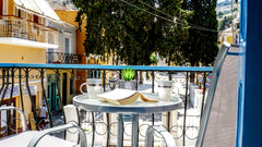 Ritzi apartment is located quite near to the ferry terminal of Symi. It offers a Egeo, Greece Ritzi Apartment Entire rental unit vacation rental 43503176