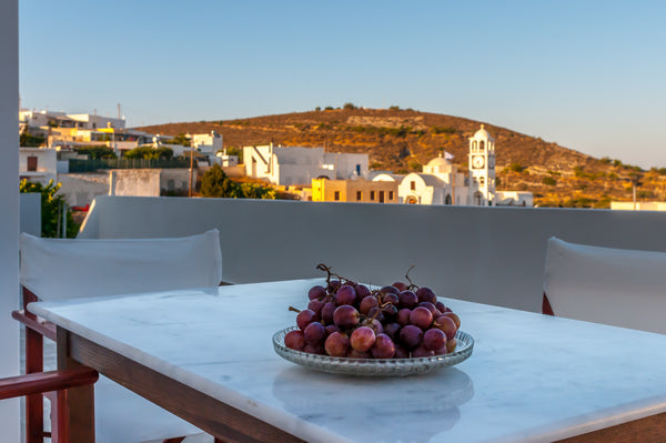 Athena Apartment is a large apartment consisted of one bedroom with a high quali Triovasalos, Greece Matilda Milos -Athena Apartment with View Entire serviced apartment vacation rental 11036105