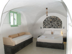 Geräumiges Kreuzbogen Studio im Erdgeschoss mit eigenem Eingang und Außenbereich Greece Mythos Traditional Stonehouse Triple Studio Entire rental unit vacation rental 45940067