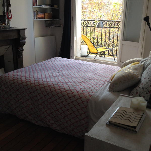 Grande chambre avec balcon dans un grand appartement de 3 pièces. Il y a deux ch Paris, France 1 chambre dans grand T3 Bastille Private room in rental unit vacation rental 7214687