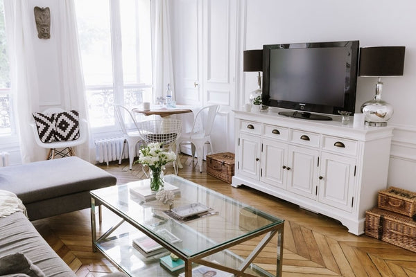 The apartment is a beautiful Haussman building located in the 16th arrondissemen Paris, France Stylish Parisian Apartment Entire rental unit vacation rental 12699997