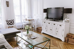 The apartment is a beautiful Haussman building located in the 16th arrondissemen Paris, France Stylish Parisian Apartment Entire rental unit vacation rental 12699997