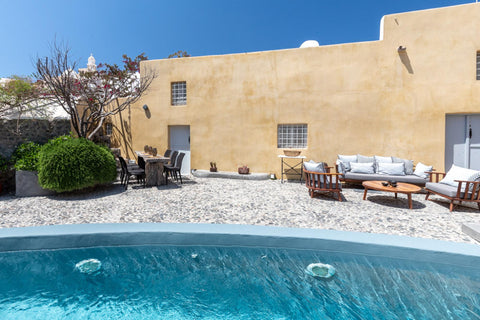 Where history meets elegance, relaxation unites with captivating sights for an u London, United Kingdom Casa House in Santorini Entire home vacation rental 54408083