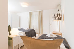 The tasteful blend of historical architecture and stylish, contemporary furnitur Vienna, Austria Kumpfgasse Premium Top 9 Entire serviced apartment vacation rental 48004170