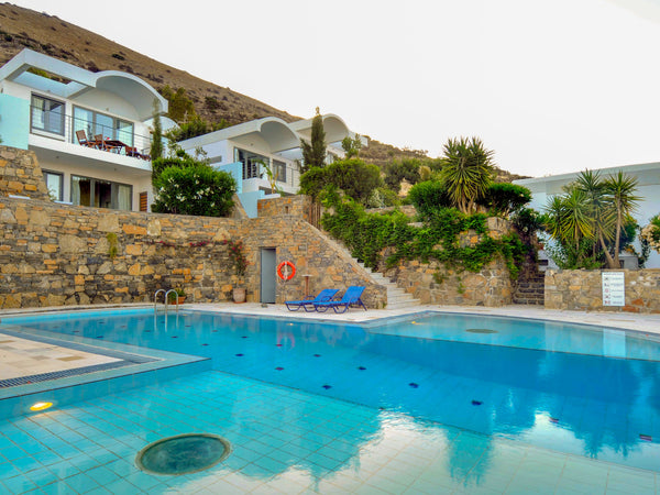 Note: You can directly book the best price if your travel dates are available, a Cyprus Thea for 4 persons Entire home vacation rental 50078965