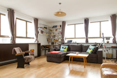 It's lovely flat in Belleville, a popular and nice place in the north of Paris.< Paris, France Comfortable flat with view in Paris Entire condo vacation rental 10601074