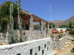 Ideal for either short or long term Rental. <br />It is quiet & safe with pictur  Exceptional Beach house of 120 sqm. Entire home vacation rental 3579374