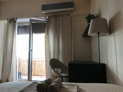 A modern 1 bedroom, 2nd floor apartment with a private balcony, in the very hear London, England, United Kingdom Modern apartment in the heart of Athens Entire condo vacation rental 50187235