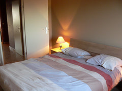Quiet neighborhood close to Airport and good connection to city centre ( approx. Evere, Belgium Spacious room in bright appartment Private room in rental unit vacation rental 8905691