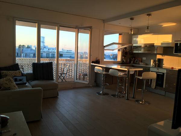 Beautiful, comfortable, recently renovated apartment, 10-minute walk from Montma Paris, France Stunning apartment - Paris 17e near Montmartre Entire rental unit vacation rental 23620417