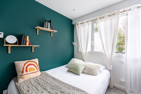 A few minutes from the Camille Godard tram stop, our fully renovated studio welc  GuestReady, Cosy studio in Chartrons Entire rental unit vacation rental 52541995