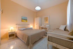 Villa Aegeon studio for 3 peolpe with kitchen.our studio  located in Megalochori Megalochori, Greece "Studio 3 Adults" in Villa Aegeon Private room in rental unit vacation rental 3378355