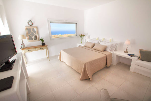 Camellia Villa was fully renovated in 2016, less than 1 minute away by foot from  Camellia villa Entire villa vacation rental 10416318