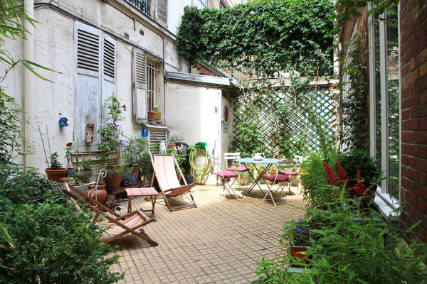 <b>The space</b><br />Maison charmante, dans une cour arborée et fleurie, calme  Paris, France Une maison...La campagne à Paris ! Entire home vacation rental 1046100