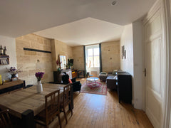 Appartement idéalement situé au centre de Bordeaux entre la Place des Capucins ( Bordeaux, France Superbe T3 situé au centre ville (Capucins) - 78m² Entire rental unit vacation rental 27393819