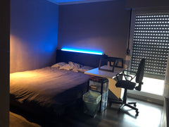 Actuellement un seul colocataire (Nicolas) est présent à l’appartement. Il sera  Bordeaux, France Chambre dans colocation Gare St-Jean Private room in condo vacation rental 24969352