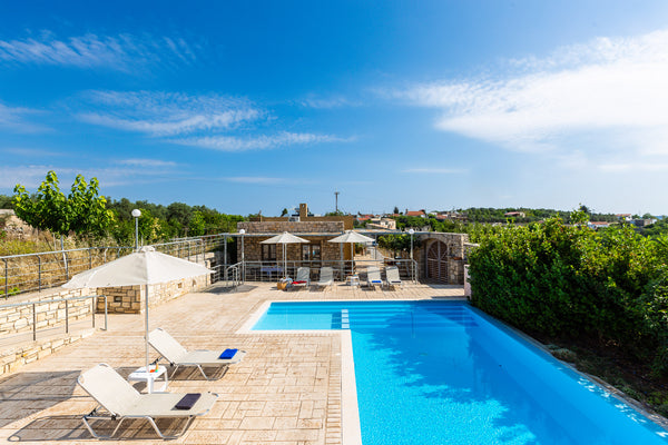 Villa Evgoron  is approved by Greek Tourism Organisation & managed by 