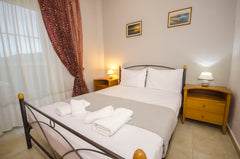 A double room with balcony, private kitchen and bathroom with shower. In the liv Chania, Greece Village Drapanias Entire rental unit vacation rental 14175734