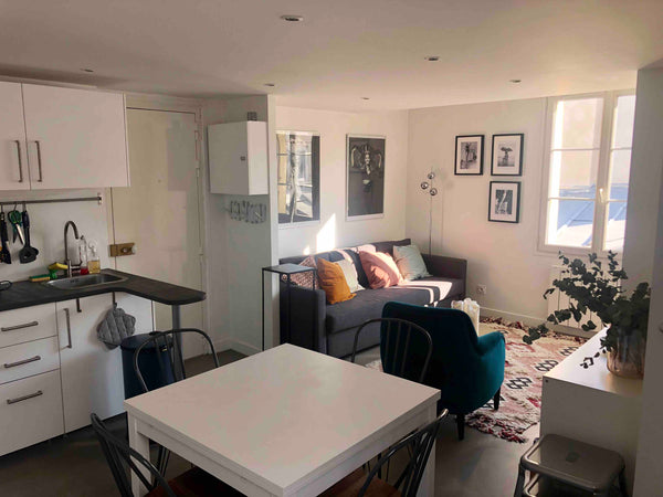 Located in the 11th district you'll discover a real parisian duplex, luminous an Paris, France Lovely and luminous duplex in the center of Paris Entire rental unit vacation rental 23370062