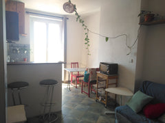 Cet appartement de 33m² est idéalement situé : à 8 min à pied du tram 1 et 4 (à  Thurins, France Appartement 33m² proche des transports en commun Entire rental unit vacation rental 43815154