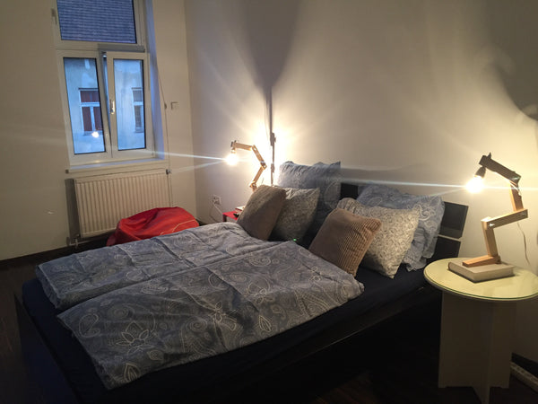 Nette kleine Wohnung (30 m2) im 5. Bezirk, zentral gelegen, 2 Minuten zur Bushal Vienna, Austria Nice small flat near center of Vienna Entire rental unit vacation rental 27720937