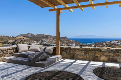 4 double Bedrooms ( with en Suite Bathroom & Shower) <br />1 extra bathroom<br /  Pure Mykonos Entire villa vacation rental 49225165