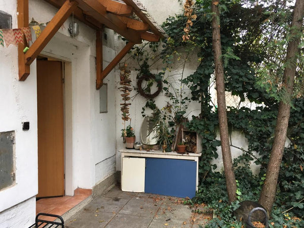 Schöne Wohnung mit zwei separaten Schlafzimmern, sowie Küche und Bad mit Badewan  Schöne, ruhige Wohnung in Wien mit Garten Entire rental unit vacation rental 40445015