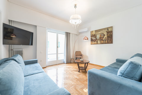 A big apartment that is in the center os Athens, near metro station with handmad Diemen, North Holland, Netherlands Α Beautiful Budget Apartment for Groups (A3) Entire rental unit vacation rental 53352217