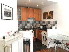 Appartement charmant , typique et confortable. <br />45m2, au rdc donnant sur co Paris, France Charmant appartement//Charming flat//Monceau//45m2 Entire rental unit vacation rental 20224714