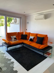 Superbe studio moderne avec chambre séparée et un magnifique espace extérieur. P England, United Kingdom Superbe studio avec chambre séparée et jardin Entire rental unit vacation rental 619345028881325754