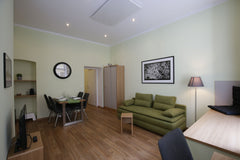 The apartment is equipped for families and couples, but also for business travel Vienna, Austria Vienna Gold Apartment 5P Entire rental unit vacation rental 38631309