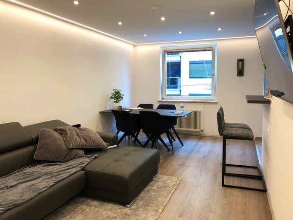 A beautiful, newly renovated and furnished apartment located in the 5th of Vienn Vienna, Austria Moderne 76m² Wohnung nahe Schloss Schönbrunn Entire rental unit vacation rental 32823353