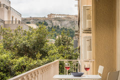 This newly renovated cozy apartment with stunning views is situated in the heart Athens, Greece Let me Athens you! #2 Entire rental unit vacation rental 27774209