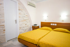 3-STAR  HOTEL NAXOS HOLIDAYS, NEAR SAINT GEORGE BEACH!<br />Built and designed i  DOUBLE ROOM Room in hotel vacation rental 41731652