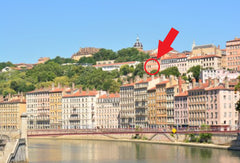 Nous vous proposons notre appartement familial (120 m2) pendant nos absences. Tr Lyon, France Loft familial canut, superbe vue, proche Terreaux Entire loft vacation rental 29090161