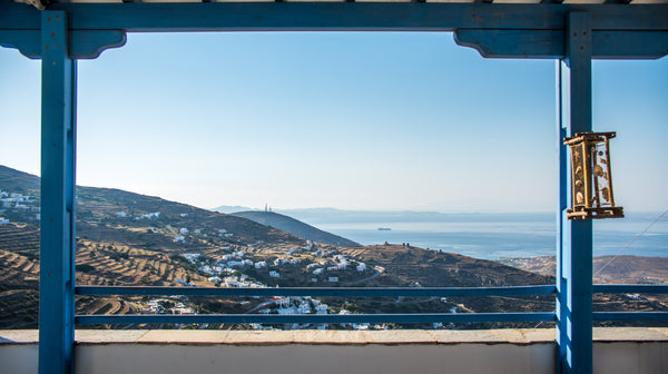 Το HOUSE OF CLOUDS ARNADOS βρίσκεται στο χωριό Αρνάδος, σε απόσταση 9χλμ. από τη  House of Clouds Arnados Cycladic home vacation rental 32612232