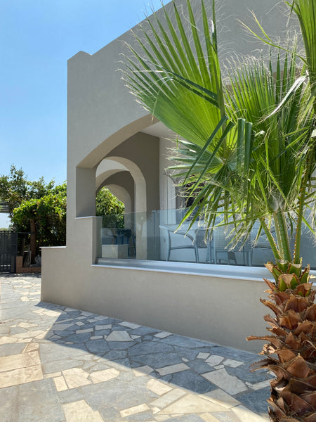 Beautiful House in Front of the Sea is located in a quite place right next to th Heraklion, Greece Beautiful House in Front of the Sea Entire home vacation rental 691280090034102245