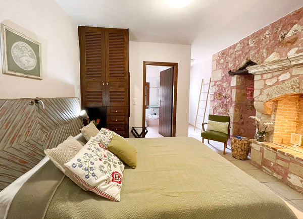 A beautiful decorated, fully equipped lodging in the heart of Rethimno will offe Rethimnon, Greece Sohora Courtyard Retreat - Rethimno Spring Home Entire home vacation rental 49650588