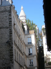 My place is a very nice studio right at the bottom of the stairs leading to the  Malabo, Equatorial Guinea Very nice studio near Sacré Coeur Entire rental unit vacation rental 19403331