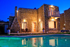 Would you like to have the beach closeby (1.8km)  and be at calm place? At the s  Mysigt Villa - Next to Platanias, 2min from beach Entire villa vacation rental 606119529965794016