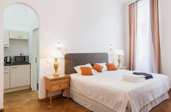 LOCATION & MANAGEMENT<br /><br />✔ Located in the heart of EU Quarter<br />✔ Pro Brussels, Belgium Fabulous place with balcony in European quarter Entire rental unit vacation rental 49188033
