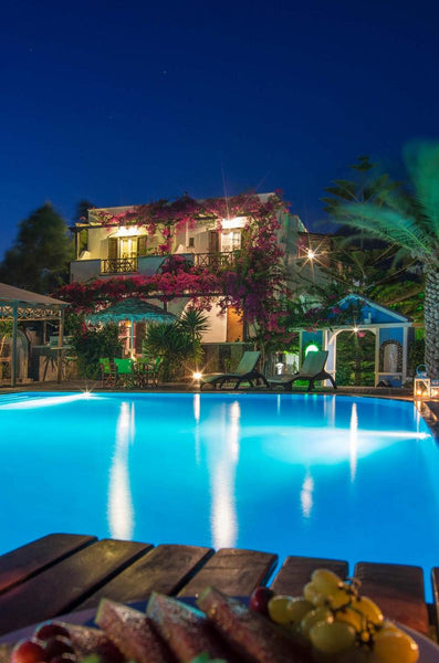 The beach is 500 meters from the hotel,<br /><br /><b>License number</b><br />11 Perissa, Greece Holiday beach. santorini perivolo Room in hotel vacation rental 44178755