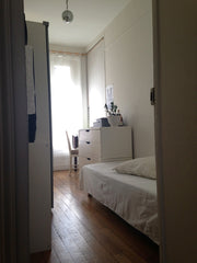 Nice bright single room in a typical Parisian​ apartment in the heart of Montmar Barcelona, Spain NICE BRIGHT ROOM IN MONTMARTRE Private room in rental unit vacation rental 19705292
