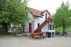 Dvoupokojový apartmán v podkroví se čtyřmi postelemi, vlastní koupelna, WC a pra  HONEY APARTMENT OŘECH, PRAGUE Entire loft vacation rental 21790234